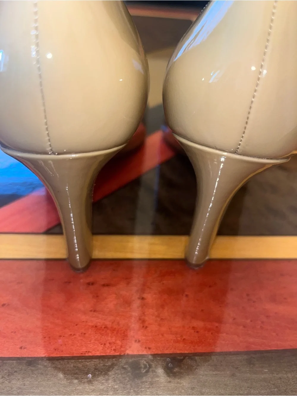 Brooks Brothers sleek patent